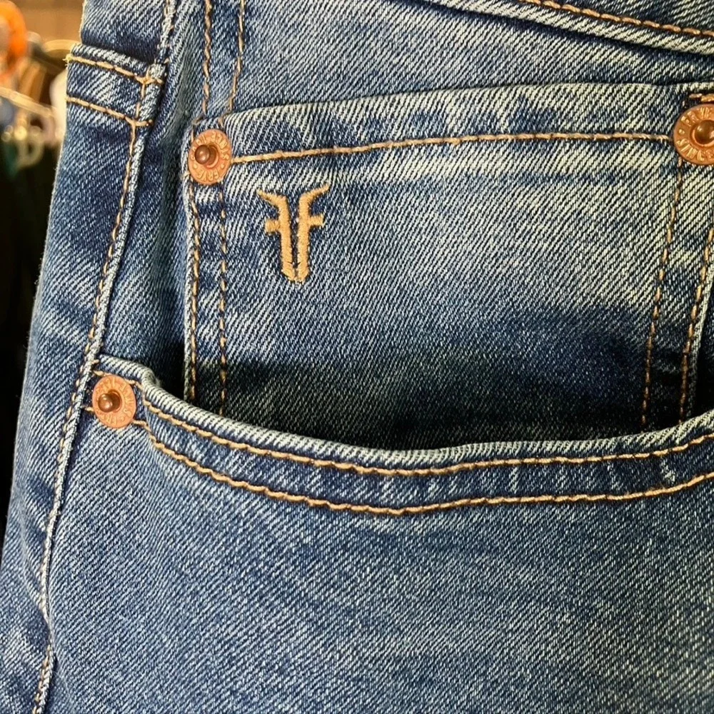 Frye Women's Jeans Size 14/32 Blue Denim Blend Stretch Comfort Fit Classic‎